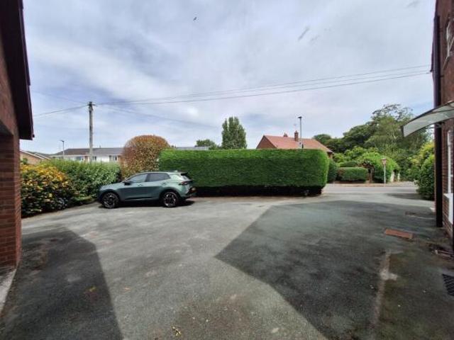 Farm for rent in Upton, Chester