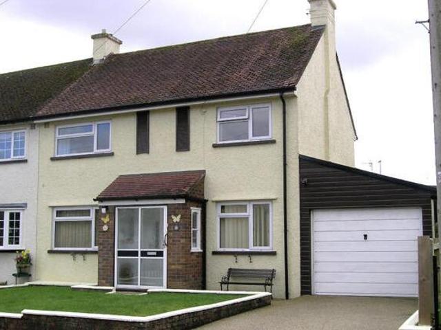 House for rent in Llanbadoc, Wales