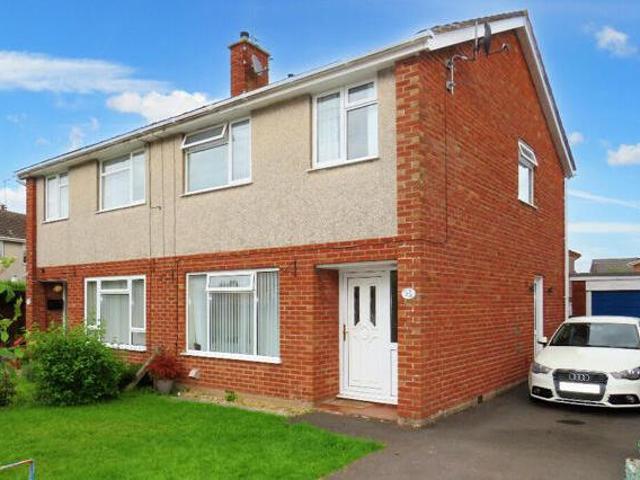 House for rent in Llanbadoc, Wales