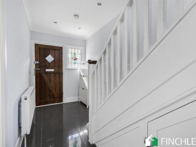 Farm for rent in Cat Hill, England