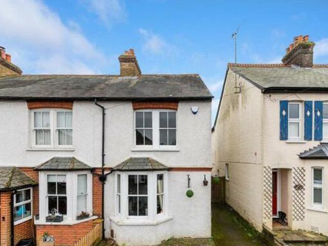 House for rent in Surrey