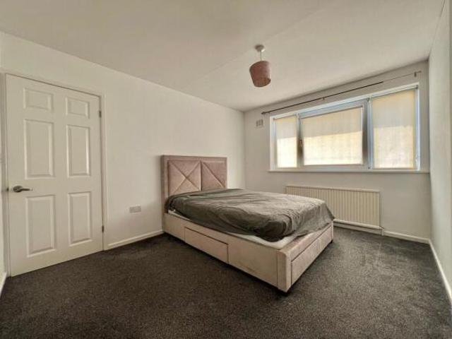 Farm for rent in Pinfold, Leicestershire