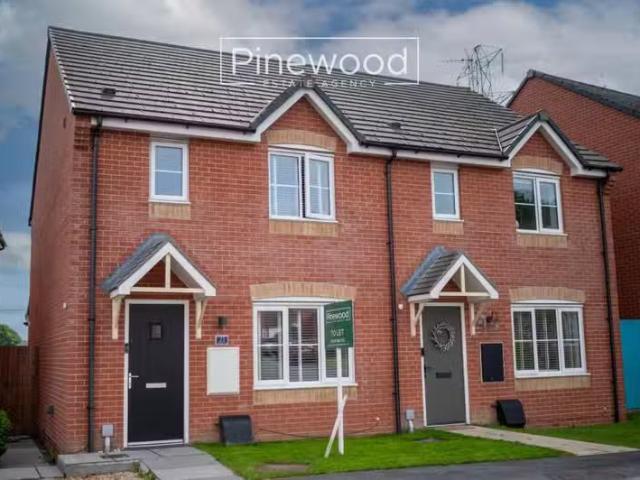 House for rent in Drury, Wales