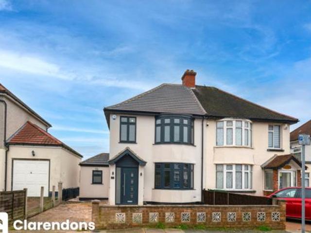 House for rent in Lyons, Greater London