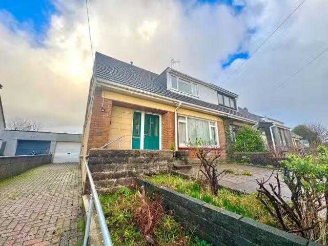 House for rent in Sarn, Wales