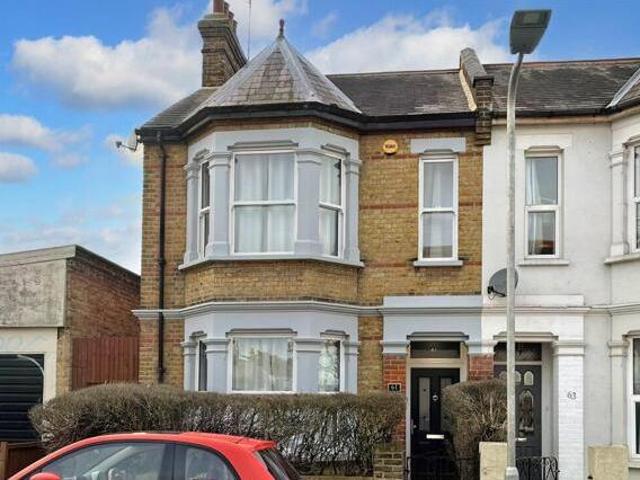 House for rent in Lyons, Greater London