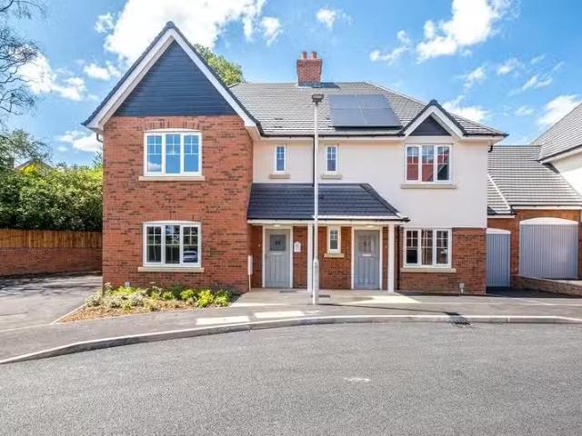 House for rent in Friern Barnet, Greater London