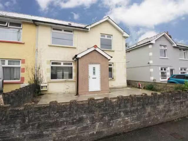 House for rent in Pontyclun, Wales
