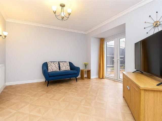 House for sale in Bakersfield, Haddon