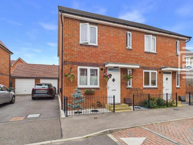 House for sale in Brownsover, Rugby