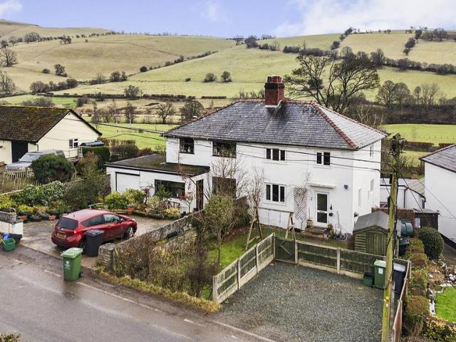 House for sale in Tregeiriog, Wales