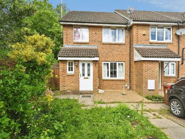House for sale in Elstree and Borehamwood, Borehamwood