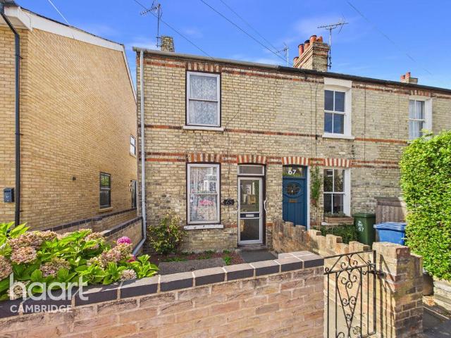 House for sale in Barnwell, Arbury