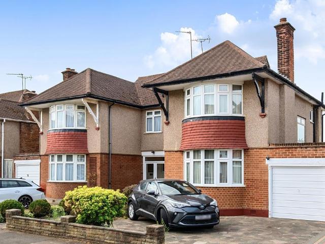 House for sale in Lane, Greater London