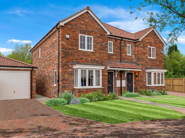 House for sale in Scartho, North East Lincolnshire