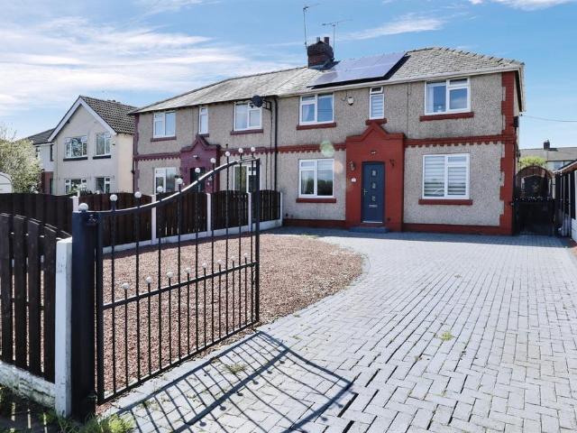 House for sale in Thurcroft, Rotherham