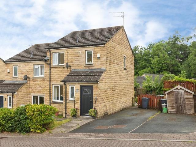 House for sale in Keighley, West Yorkshire