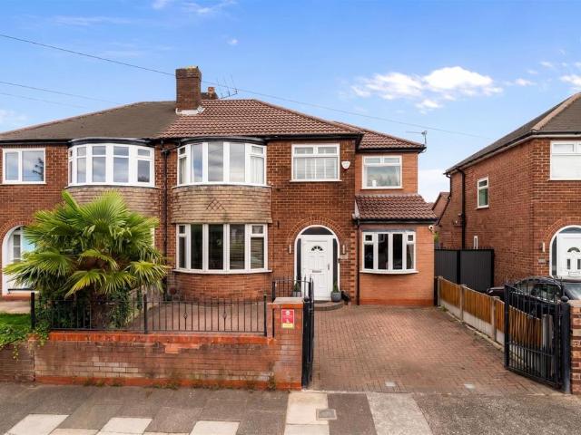 House for sale in Broadheath, Trafford Park