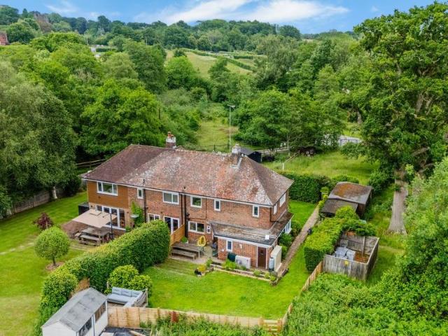 House for sale in Shellbrook Cottages, Mid Sussex
