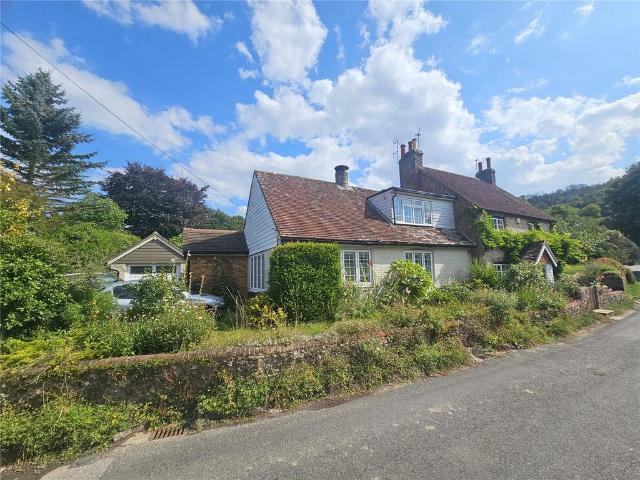 House for sale in Littlecote, West Sussex