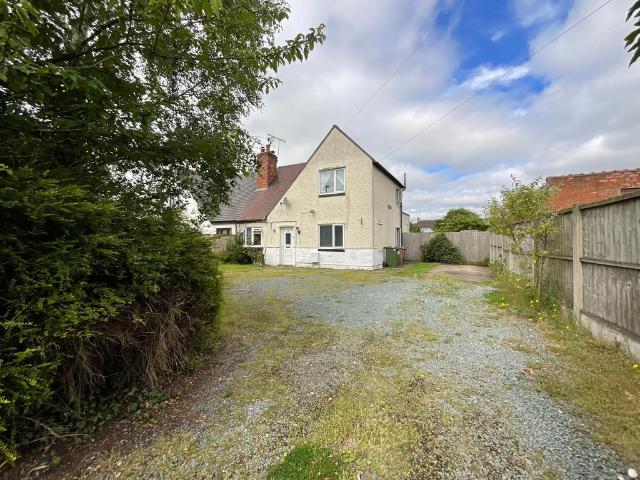 House for sale in Baswich, Staffordshire
