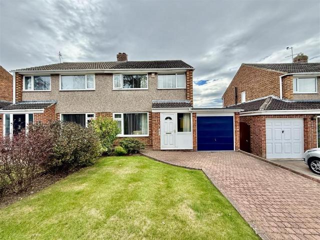 House for sale in Hummersknott, Darlington