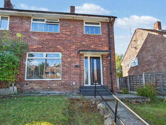 House for sale in Kirkstall, Leeds