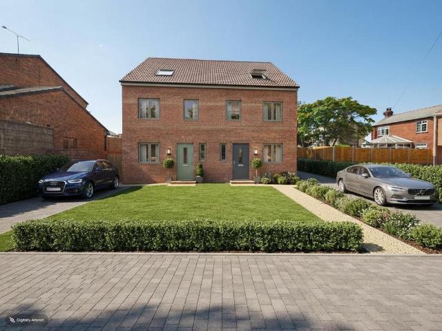 House for sale in Knottingley, West Yorkshire