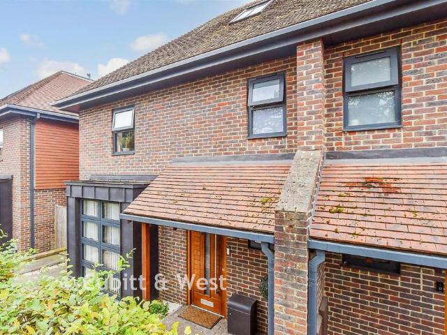 House for sale in Walstead, Mid Sussex