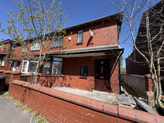 House for sale in Pendock, Greater Manchester