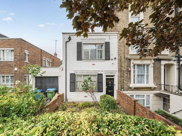 House for sale in Peckham, Greater London