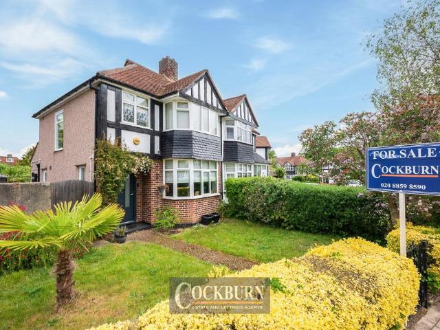 House for sale in London Borough of Lewisham, Greater London