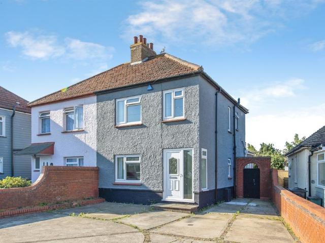 House for sale in Dale Hill, Essex