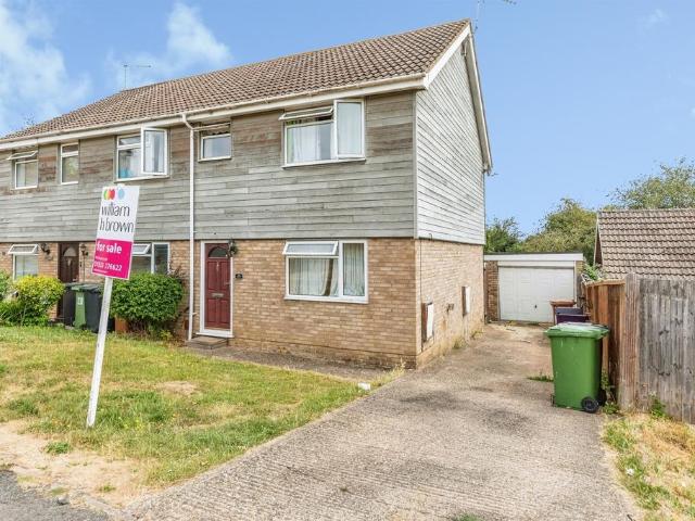 House for sale in Redhill Grange, Wellingborough