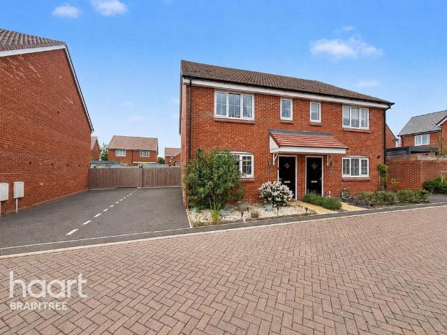 House for sale in Duton Hill, Essex
