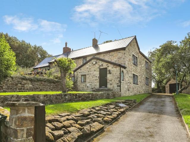 House for sale in Hemingfield, Barnsley
