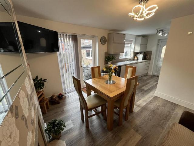 House for sale in Old Colwyn, Wales