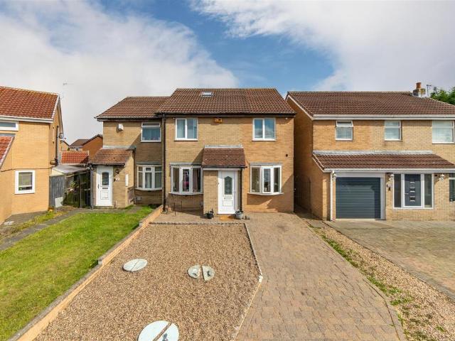 House for sale in Kenton, Tyne And Wear