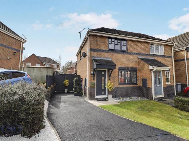 House for sale in Hammond Street