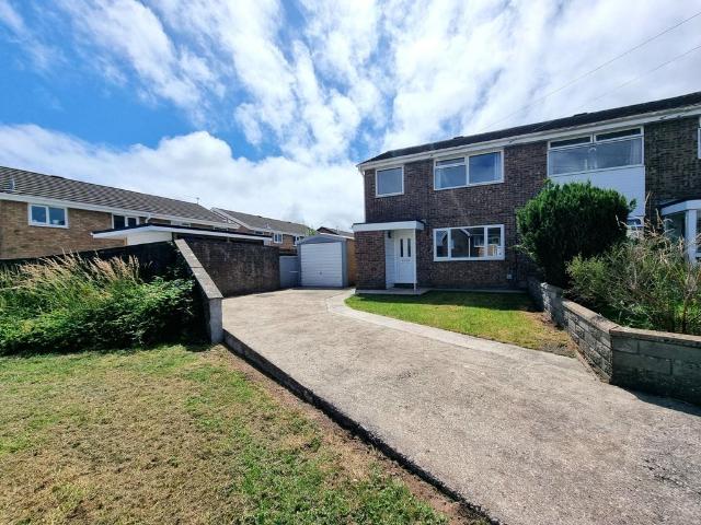 House for sale in Bryntirion, Wales