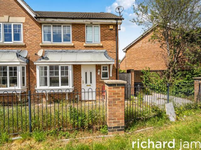 House for sale in Abbey Mead, Swindon