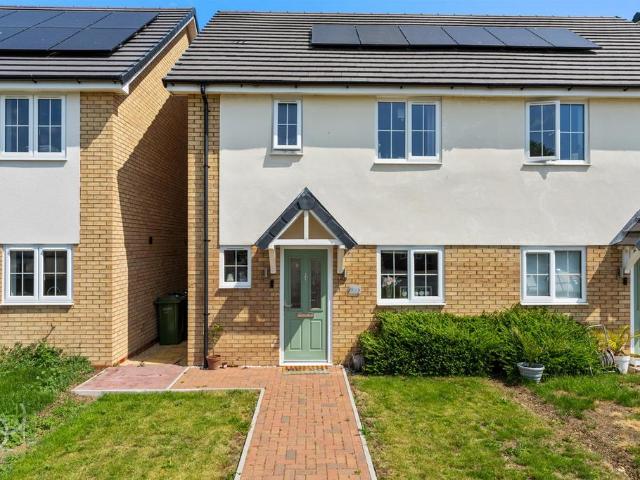 House for sale in Crookhill, Worcestershire