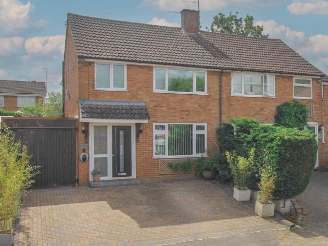 House for sale in Leighton-Linslade, Leighton Buzzard