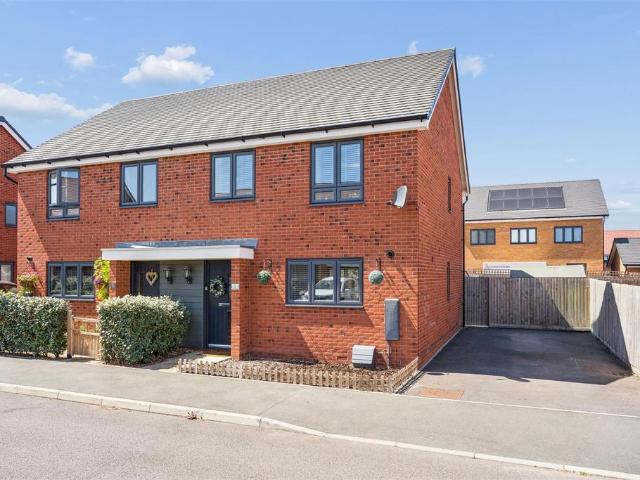 House for sale in Bedford