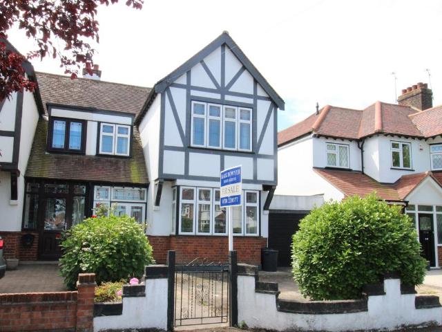 House for sale in Upminster, Greater London