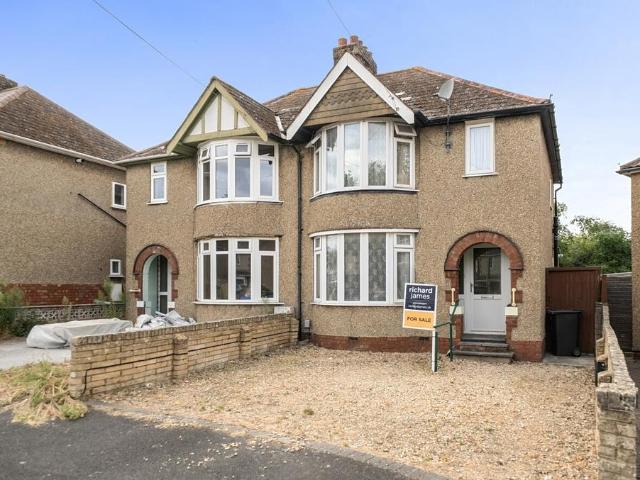 House for sale in Rodbourne, Swindon