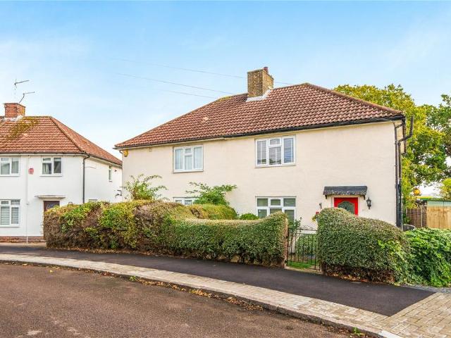 House for sale in London Borough of Barnet, Greater London