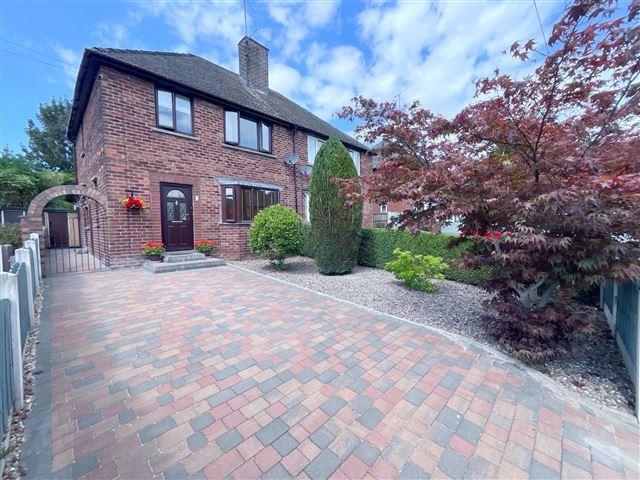 House for sale in Normanton Spring, South Yorkshire