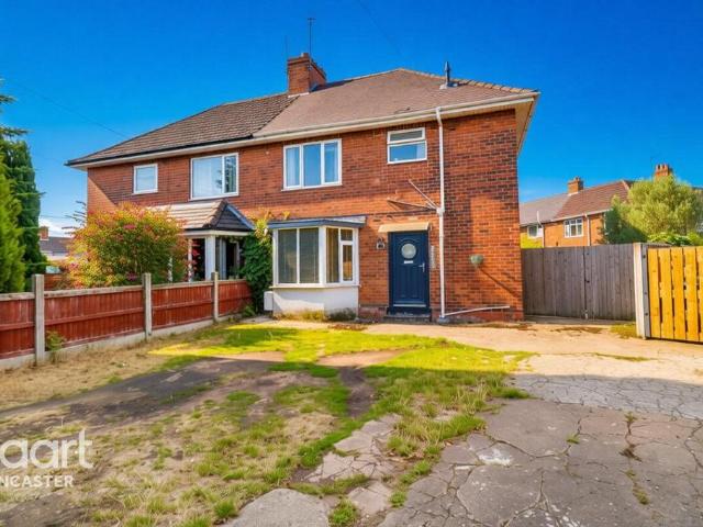 House for sale in New Rossington, South Yorkshire