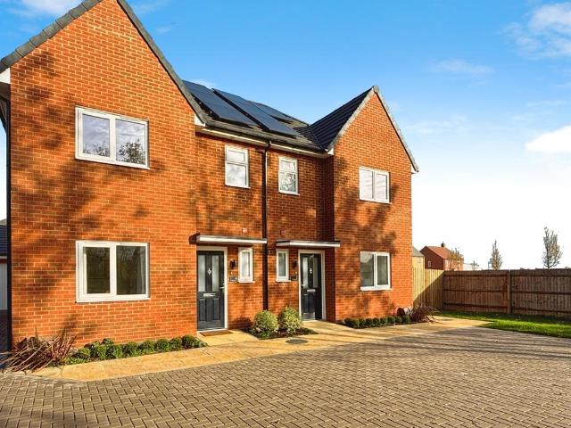 House for sale in Raunds